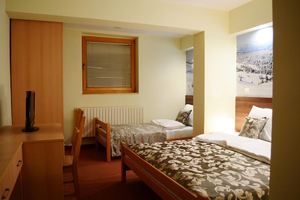 Guesthouse Lucic Jahorina Exteriör bild