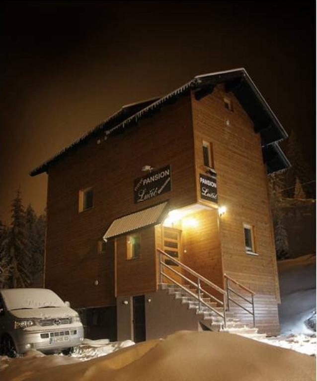 Guesthouse Lucic Jahorina Exteriör bild